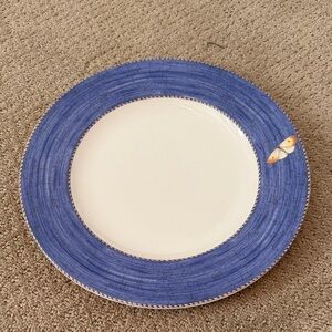 Wedgwood Sarah’s Garden Large Plate Blue Trim